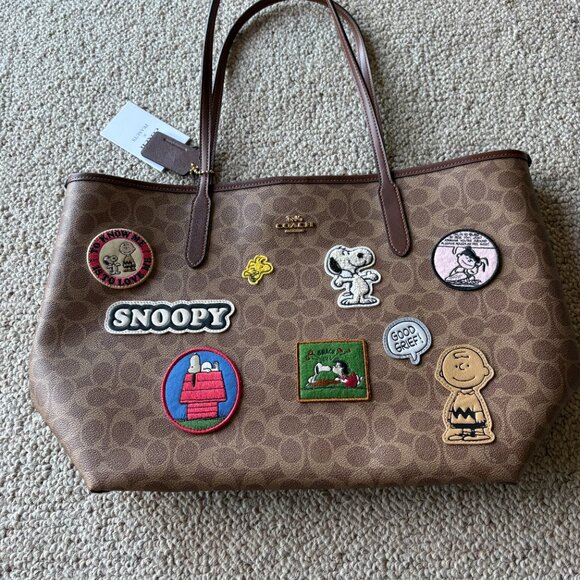 NWT Coach x Peanuts Limited Edition Monogram Tote – 75th Anniversary Snoopy - Picture 2 of 15